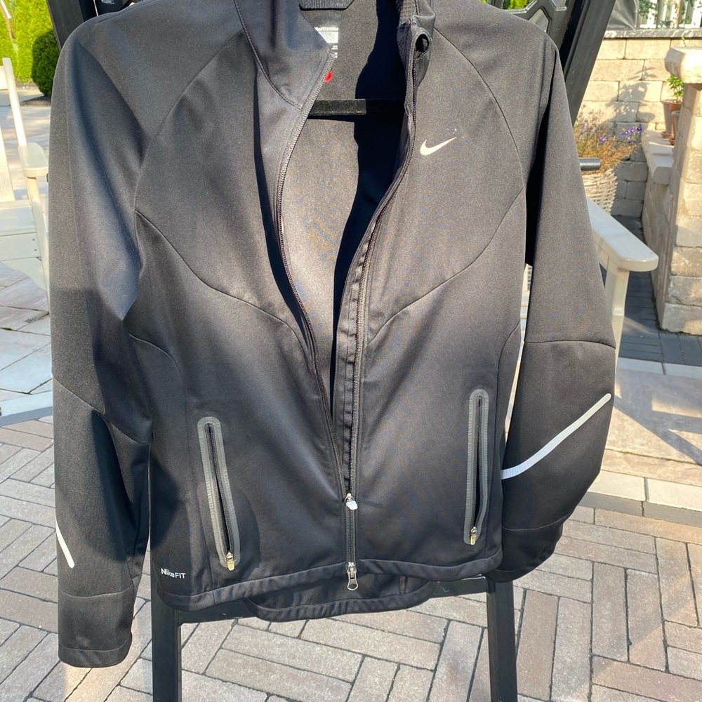 Nike Fit Storm Women’s Running Jacket Size Small